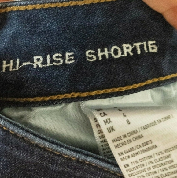 🆕 American Eagle High-Rise Distressed Dark Wash Shorts. NWOT - Picture 9 of 12